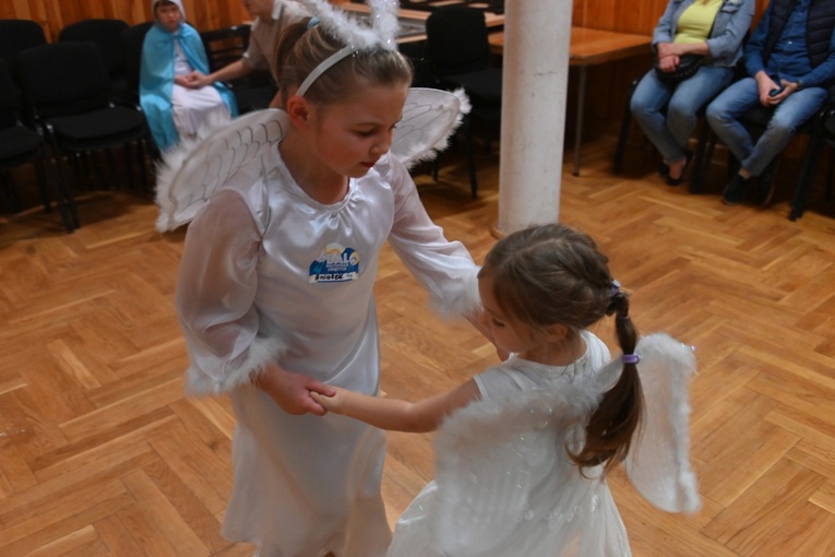 Bielawa. Niebiański bal w parafii Wniebowzięcia NMP