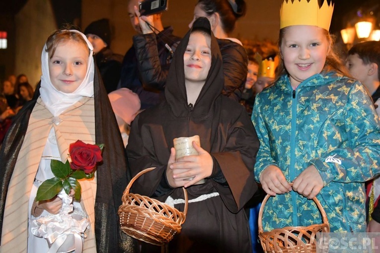 Świebodzin. Bal i Marsz Świętych ze Świętymi