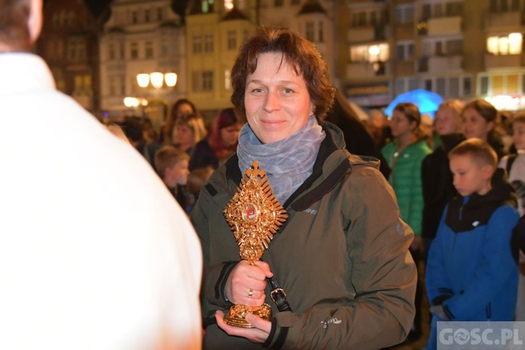 Świebodzin. Bal i Marsz Świętych ze Świętymi