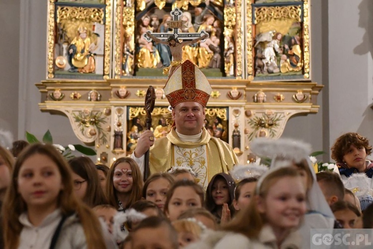 Świebodzin. Bal i Marsz Świętych ze Świętymi