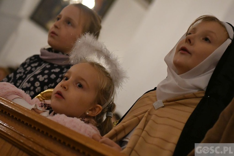 Świebodzin. Bal i Marsz Świętych ze Świętymi