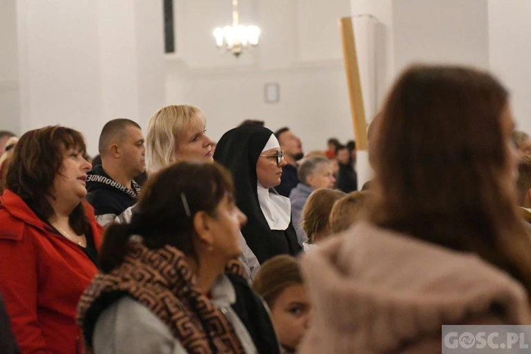 Świebodzin. Bal i Marsz Świętych ze Świętymi