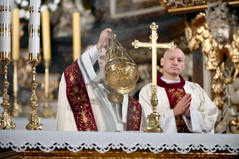 Świdnica. Tradycyjna Wigilia Uroczystości Wszystkich Świętych