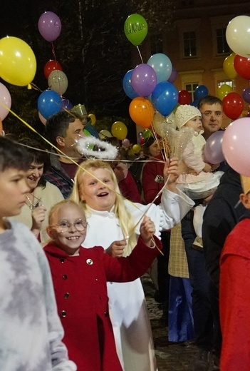 Marsz Wszystkich Świętych w Kątach Wrocławskich