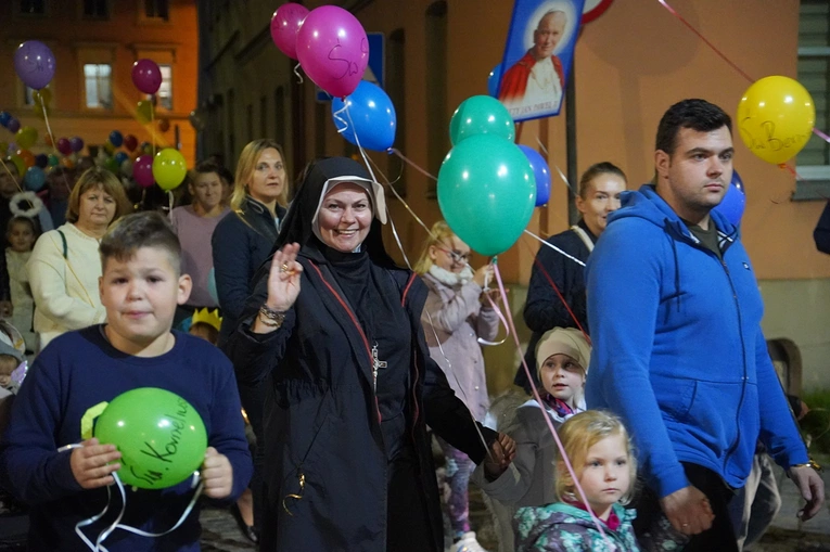 Marsz Wszystkich Świętych w Kątach Wrocławskich