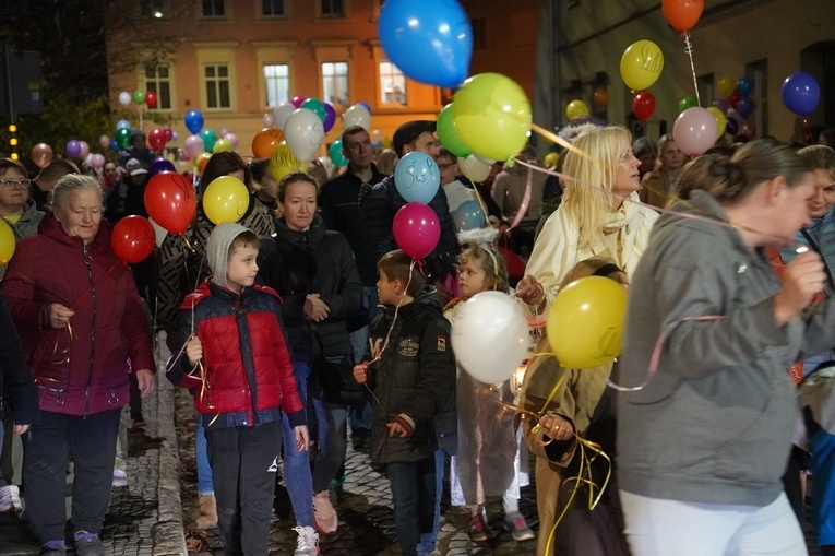 Marsz Wszystkich Świętych w Kątach Wrocławskich