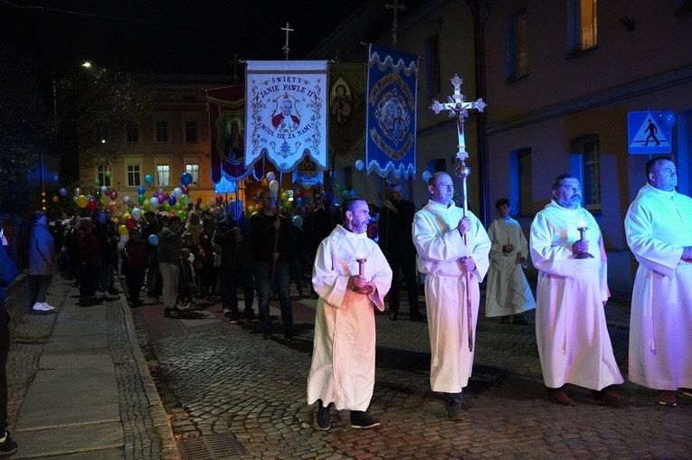 Marsz Wszystkich Świętych w Kątach Wrocławskich