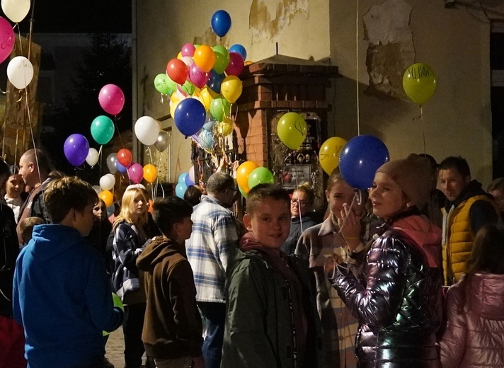 Marsz Wszystkich Świętych w Kątach Wrocławskich