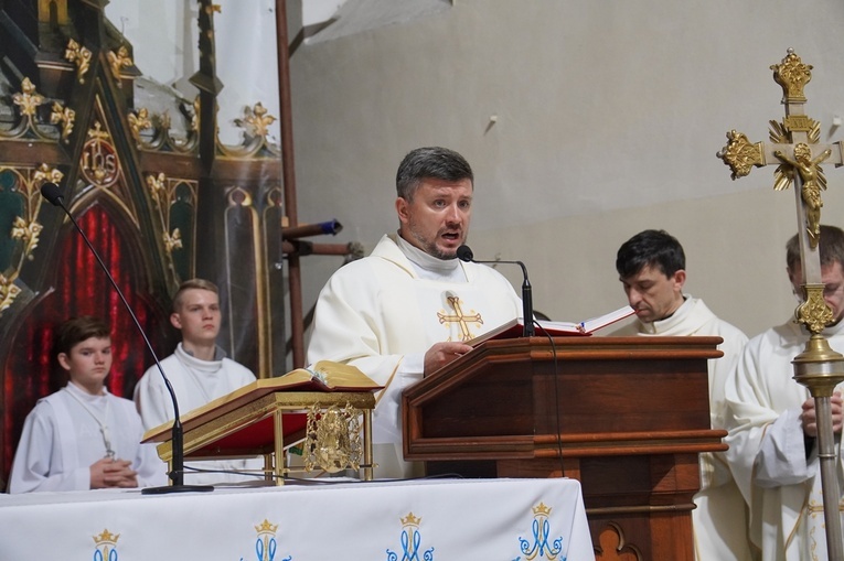 Marsz Wszystkich Świętych w Kątach Wrocławskich