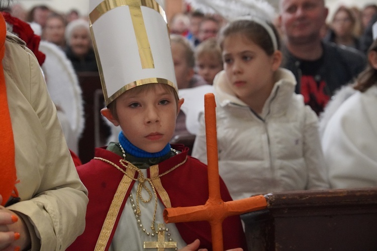 Marsz Wszystkich Świętych w Kątach Wrocławskich