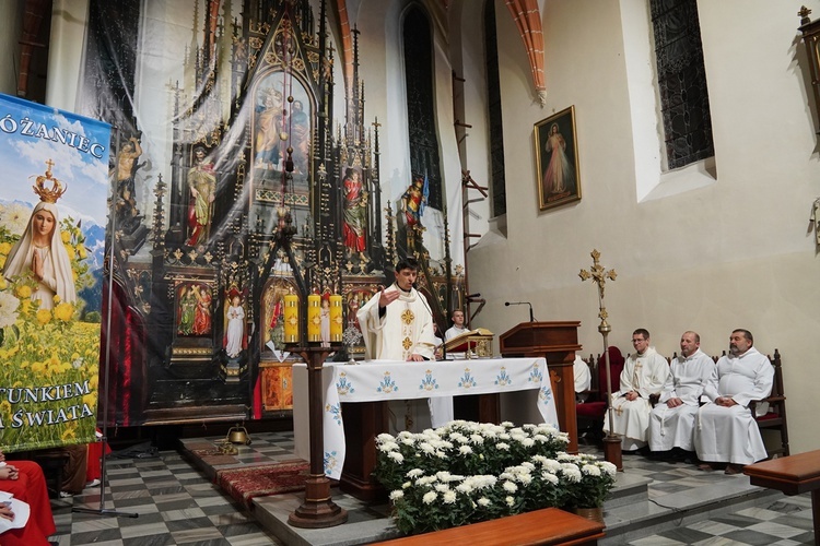 Marsz Wszystkich Świętych w Kątach Wrocławskich