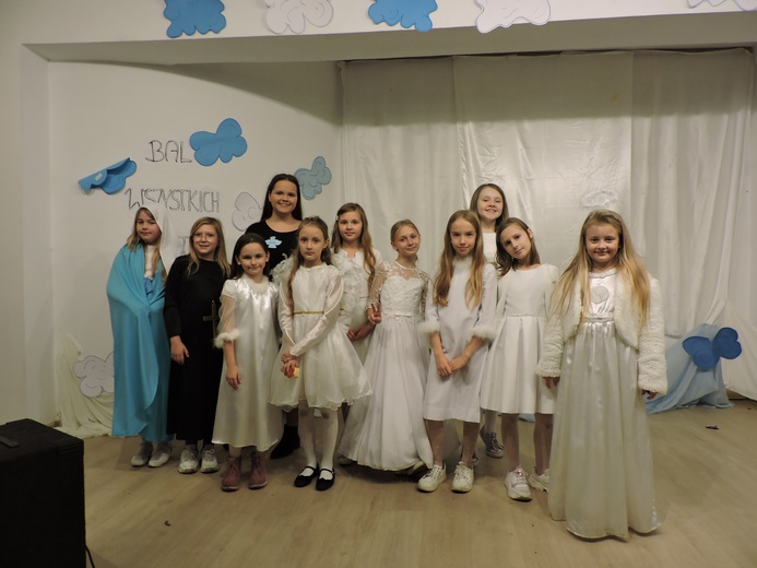 Bal Świętych w Żychlinie