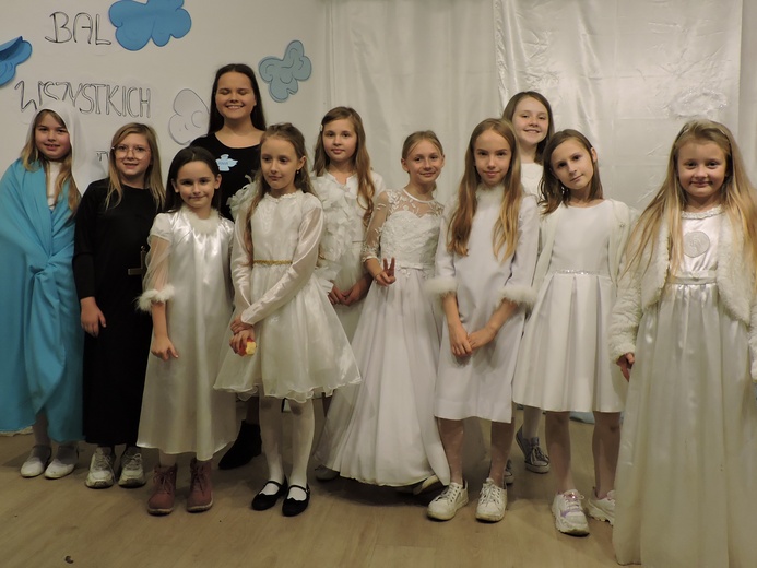 Bal Świętych w Żychlinie
