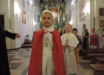 Bal wszystkich świętych w Borzęcinie