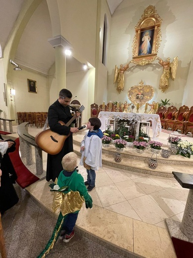 Pochód świętych w parafii pw. św. Maksymiliana Kolbe we Wrocławiu