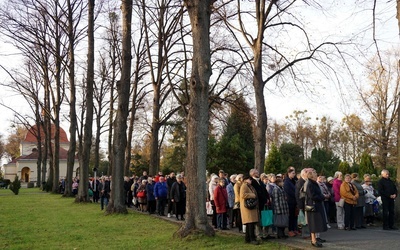 Bóg jest miłośnikiem życia, skąd więc śmierć? 