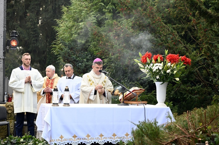 Wszystkich Świętych na koszalińskim cmentarzu