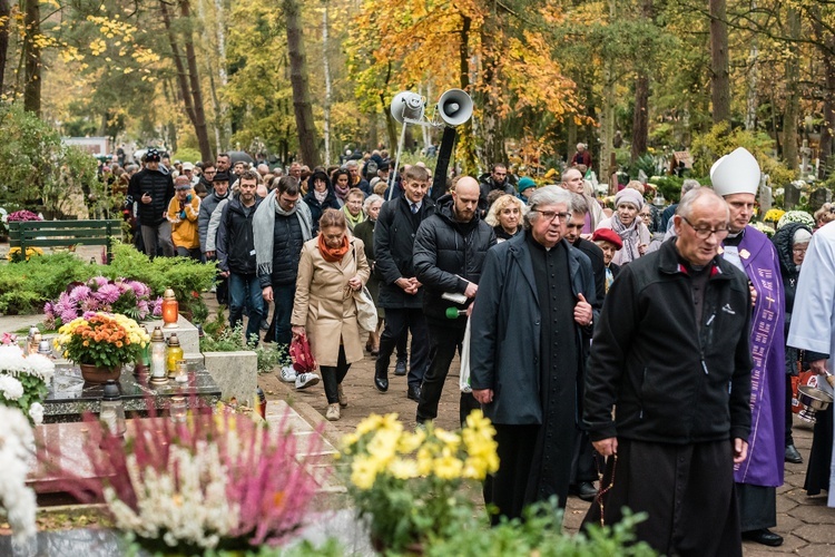 Modlitwa na cmentarzu Srebrzysko 2022