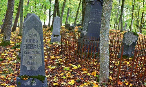 Na starym cmentarzu karaimskim grzebano zmarłych już w XV w.
