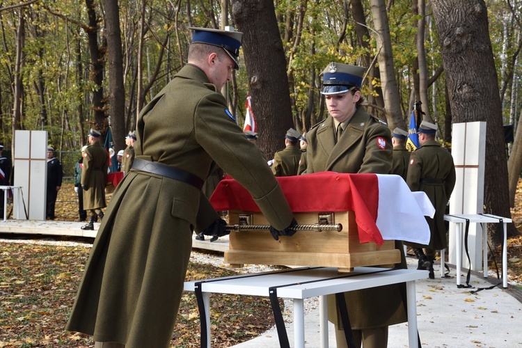 Powrót bohaterów na Westerplatte