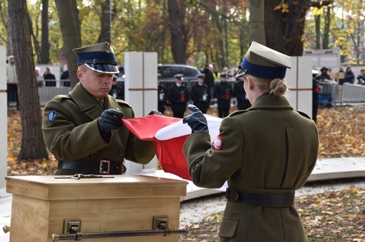 Powrót bohaterów na Westerplatte