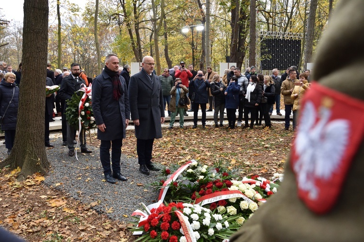 Powrót bohaterów na Westerplatte