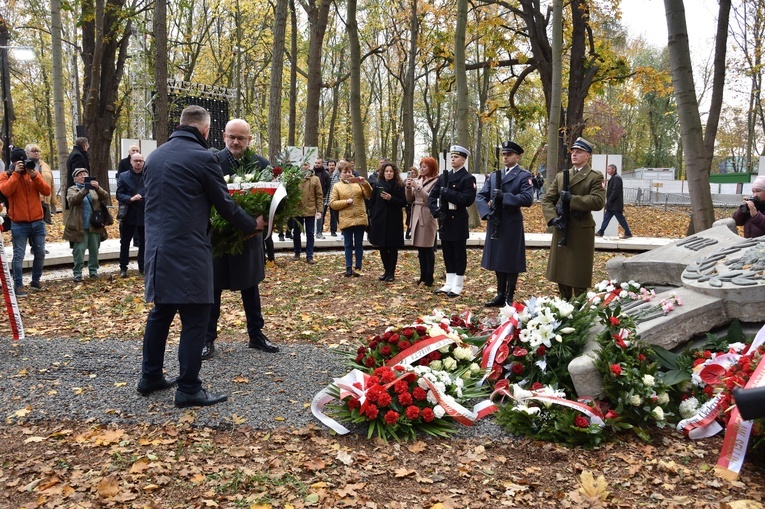 Powrót bohaterów na Westerplatte