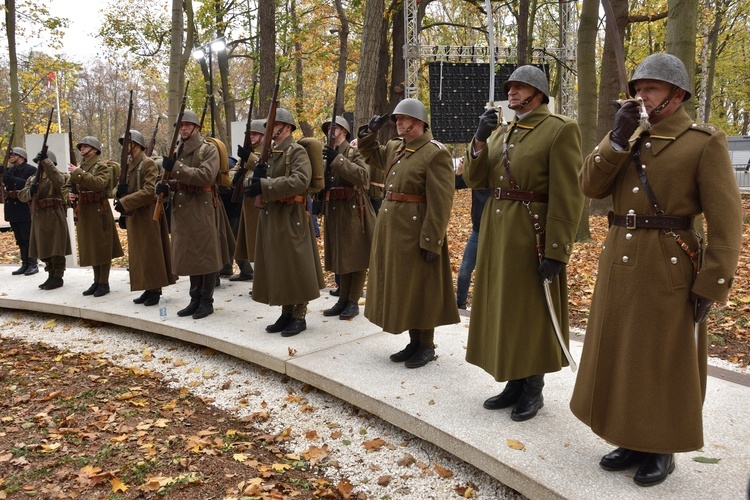 Powrót bohaterów na Westerplatte