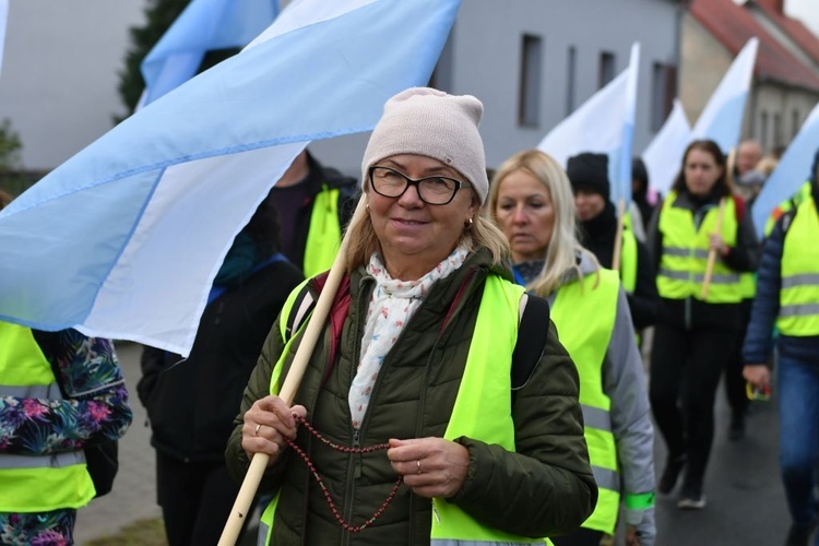 Pielgrzymka w pierwszą sobotę miesiąca z Międzyrzecza do Rokitna