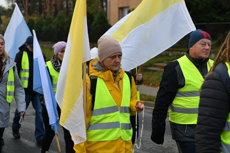 Pielgrzymka w pierwszą sobotę miesiąca z Międzyrzecza do Rokitna