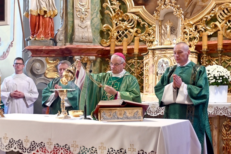 Wizytacja i bierzmowanie u św. Józefa w Świdnicy