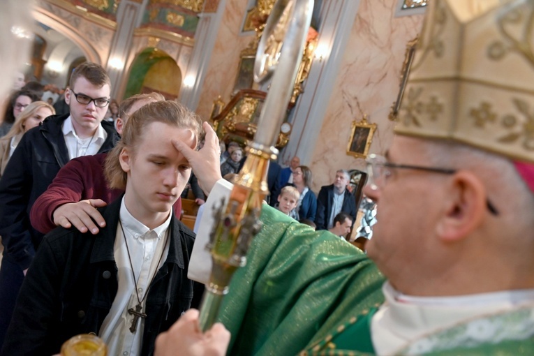 Wizytacja i bierzmowanie u św. Józefa w Świdnicy