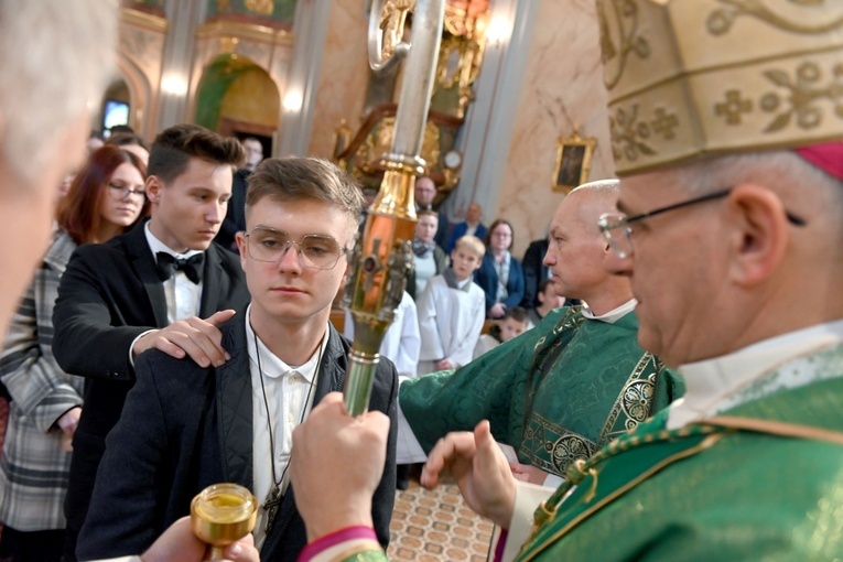 Wizytacja i bierzmowanie u św. Józefa w Świdnicy