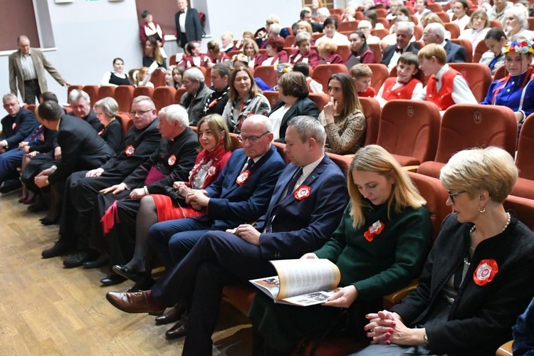 Diecezjalny Przegląd Pieśni Patriotycznej w Sulechowie