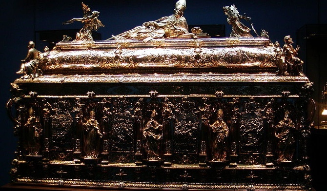 Święty u władzy: Engelbert