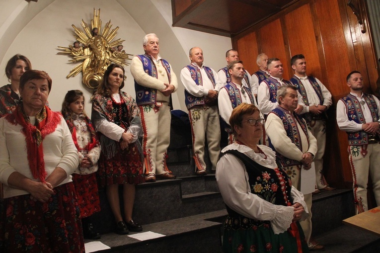 Tarnów. Pielgrzymka flisaków do katedry