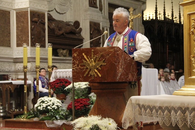 Tarnów. Pielgrzymka flisaków do katedry