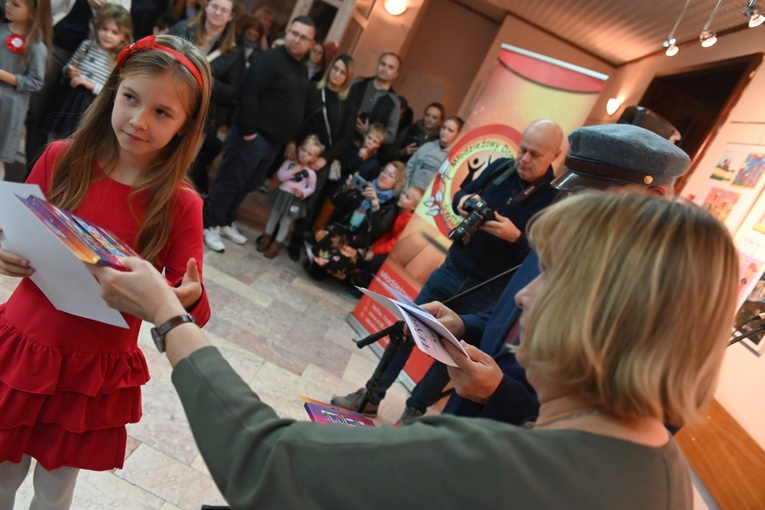 "Barwy Niepodległości" - finał Ogólnopolskiego Konkursu Plastycznego