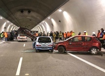 Tunel na zakopiance: ćwiczenia akcji gaszenia pożaru