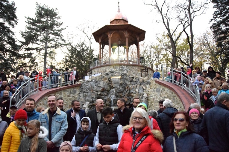 Otwarcie odrestaurowanej altany