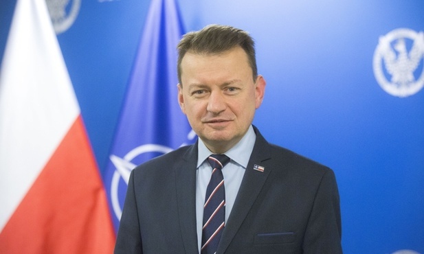 Szef MON zatwierdził umowę ramową na dostawy krajowych elementów do wieloprowadnicowych wyrzutni rakietowych