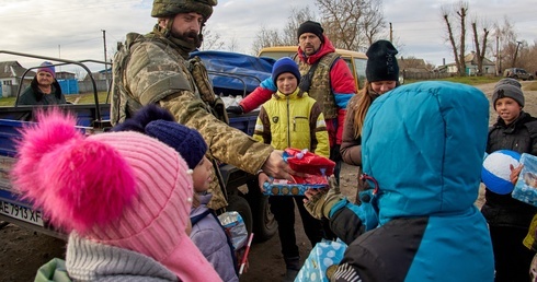 Caritas Polska włącza Ukrainę w program „Rodzina rodzinie”