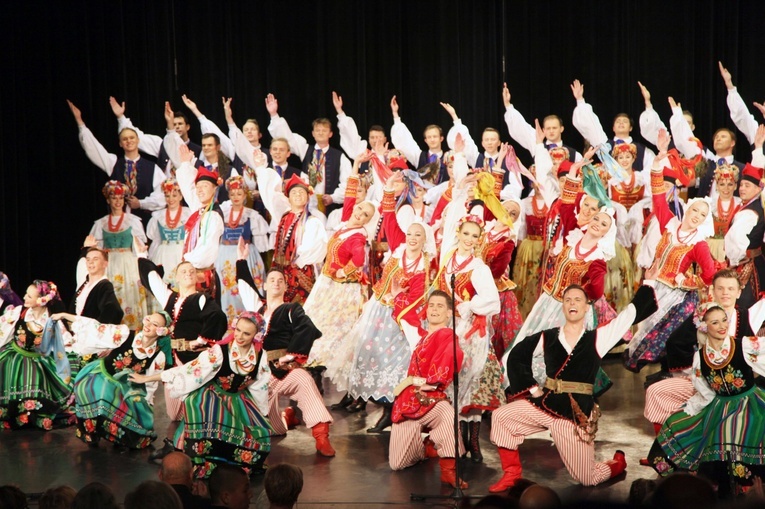 Dzierżoniów. "A to Polska właśnie" w wykonaniu "Śląska"