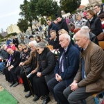 Bytom Odrzański. Poświęcenie nowego nagrobka uczestnika Bitwy o Atlantyk