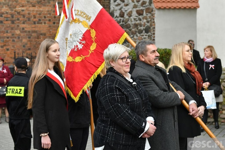 Bytom Odrzański. Poświęcenie nowego nagrobka uczestnika Bitwy o Atlantyk