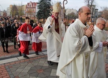 Abp Galbas w Rybniku: Patriotyzm, a nie partiotyzm!