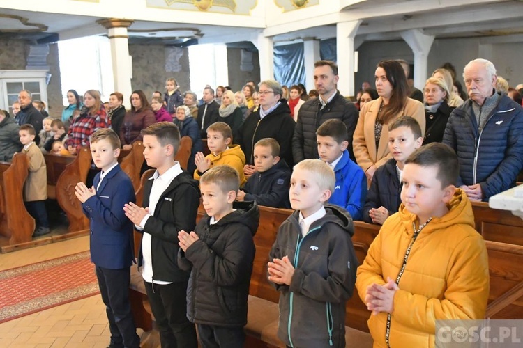 20 nowych ministrantów w Gaworzycach