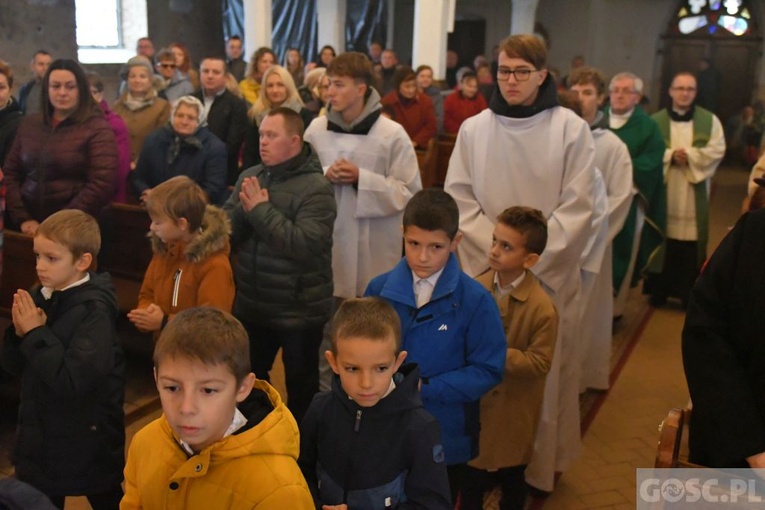 20 nowych ministrantów w Gaworzycach