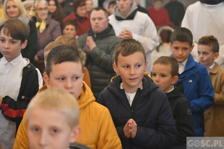 20 nowych ministrantów w Gaworzycach