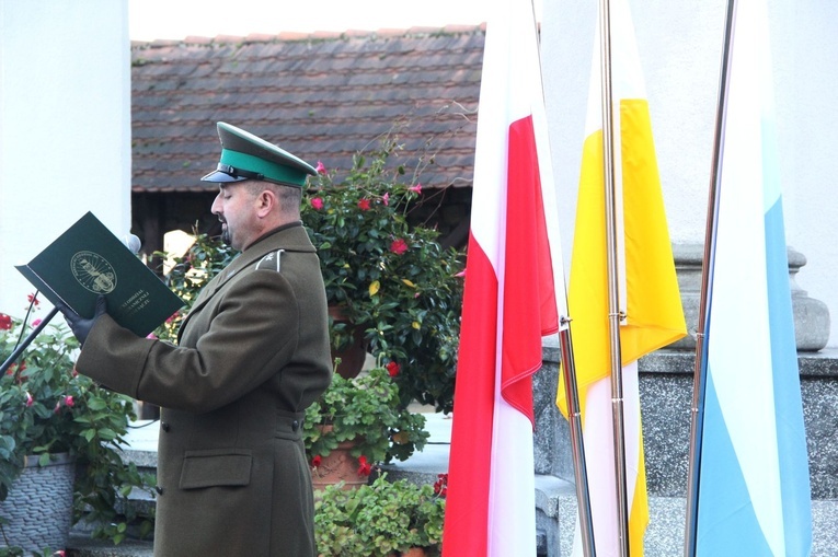 Nowy Sącz. Odsłonięcie tablicy upamiętniającej ks. ppłk. Andrzeja Niwę